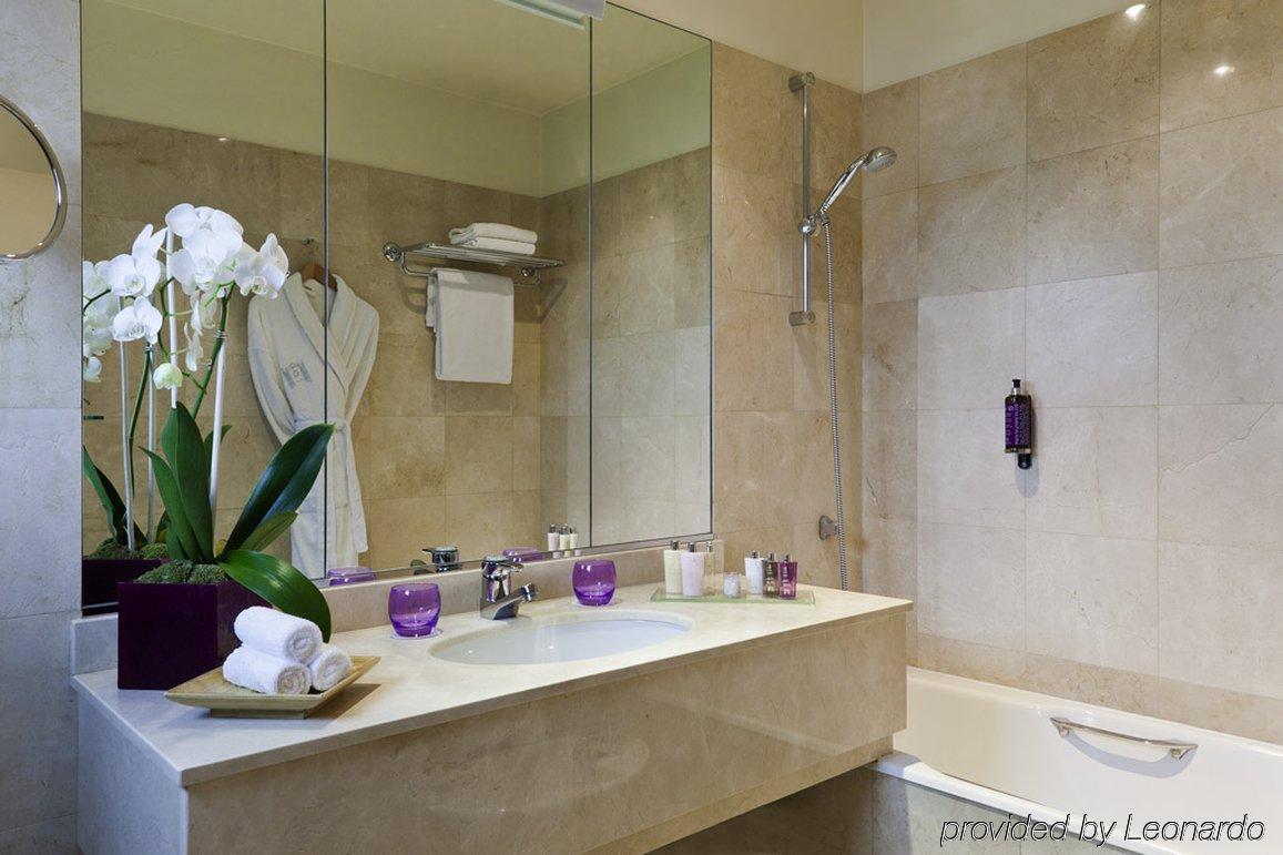Grand Hotel Clichy Paris Экстерьер фото